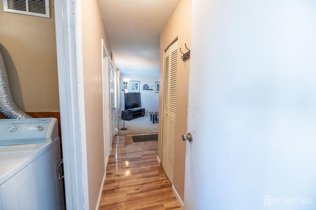 21 Mabaline Road, Old Bridge, NJ 08857