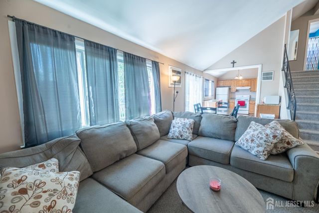 21 Mabaline Road, Old Bridge, NJ 08857