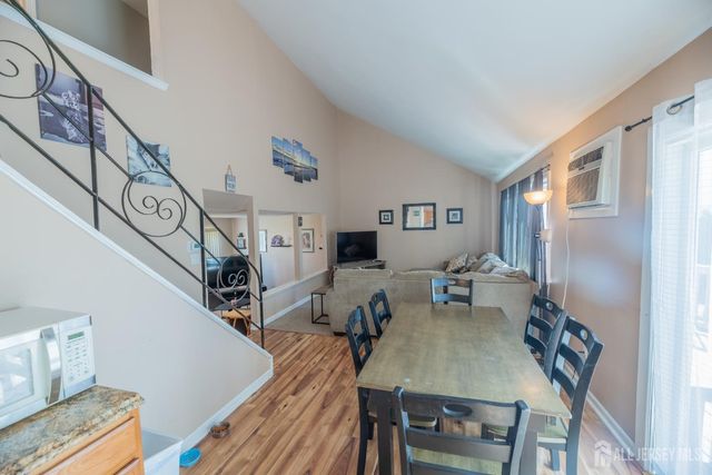 21 Mabaline Road, Old Bridge, NJ 08857