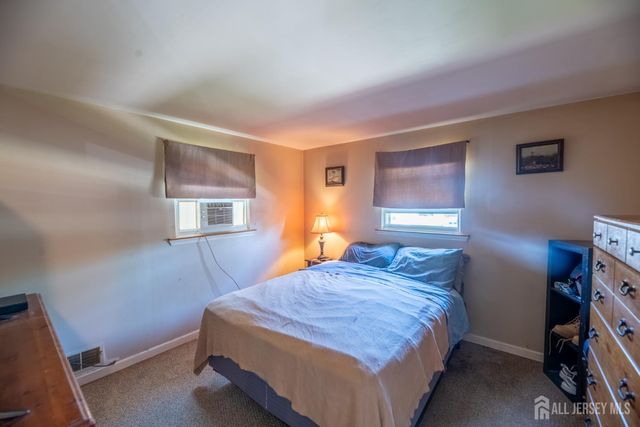 21 Mabaline Road, Old Bridge, NJ 08857