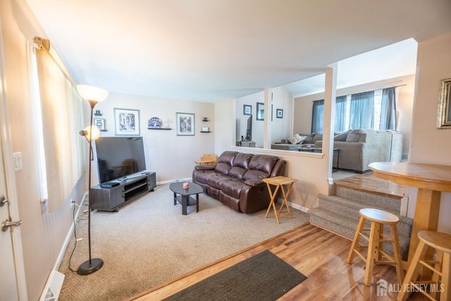 21 Mabaline Road, Old Bridge, NJ 08857