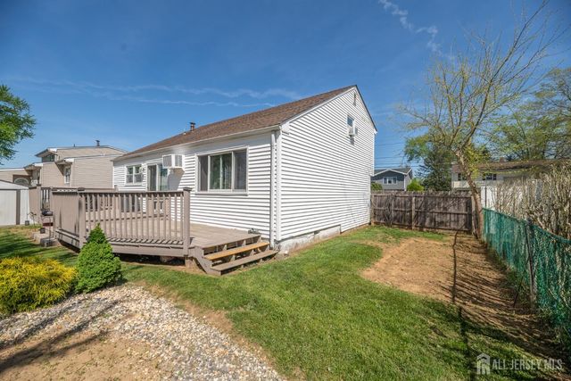 21 Mabaline Road, Old Bridge, NJ 08857