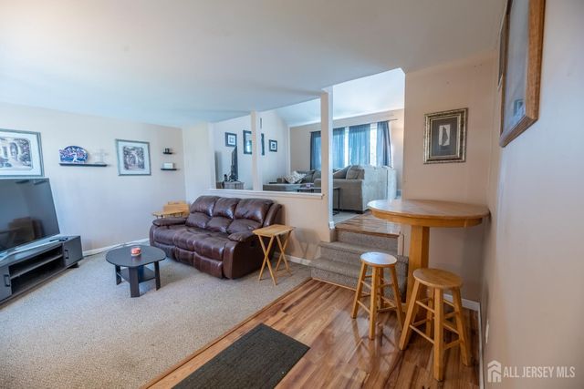 21 Mabaline Road, Old Bridge, NJ 08857