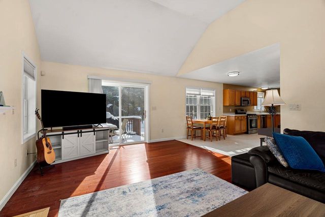 1 Patricia Lane, Amherst, NH 03031