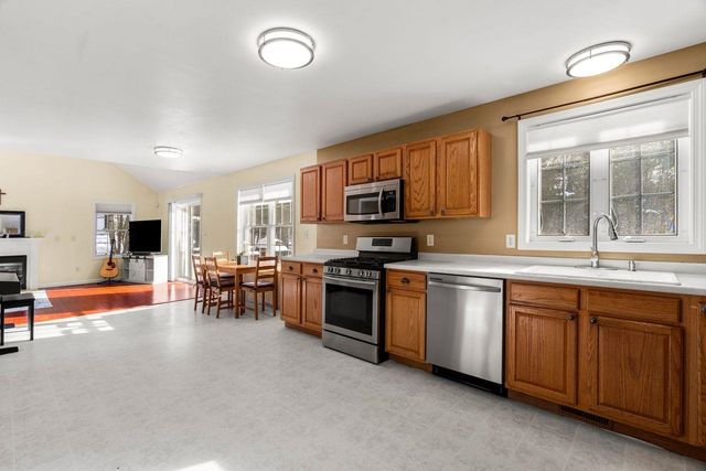 1 Patricia Lane, Amherst, NH 03031