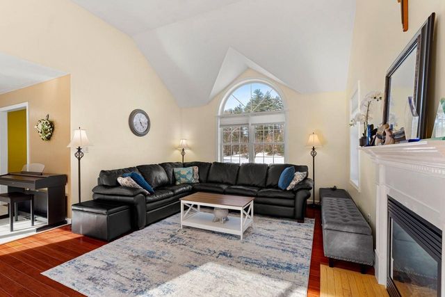 1 Patricia Lane, Amherst, NH 03031