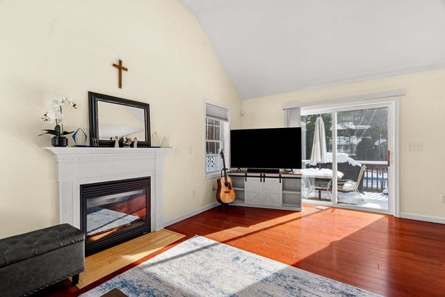 1 Patricia Lane, Amherst, NH 03031