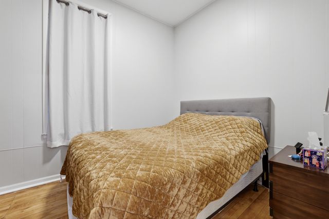 4327 N Avers Avenue, Chicago, IL 60618