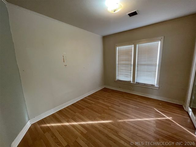 1002 E Thompson Avenue, Sapulpa, OK 74066