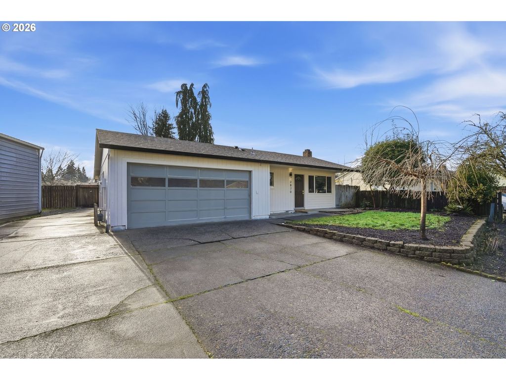 3870 Se WALNUT St, Hillsboro, OR 97123