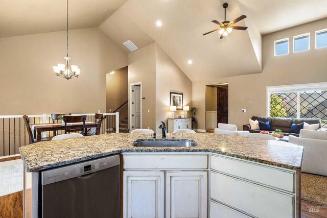 2271 Canyon Trail Way, Twin Falls, ID 83301