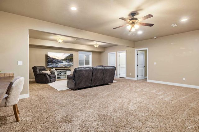 2271 Canyon Trail Way, Twin Falls, ID 83301