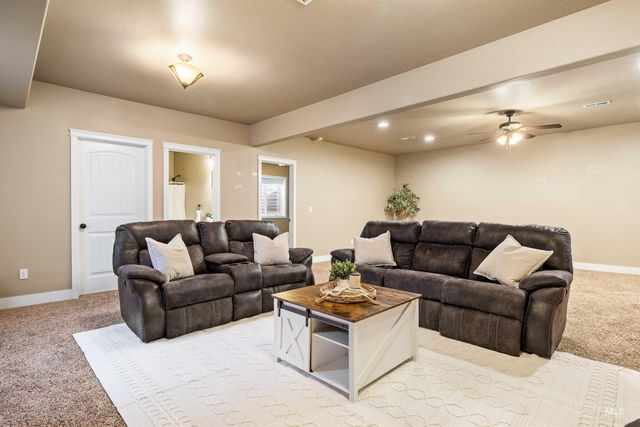 2271 Canyon Trail Way, Twin Falls, ID 83301