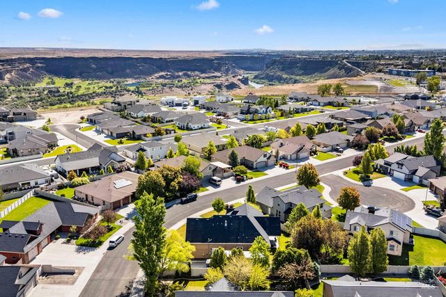 2271 Canyon Trail Way, Twin Falls, ID 83301