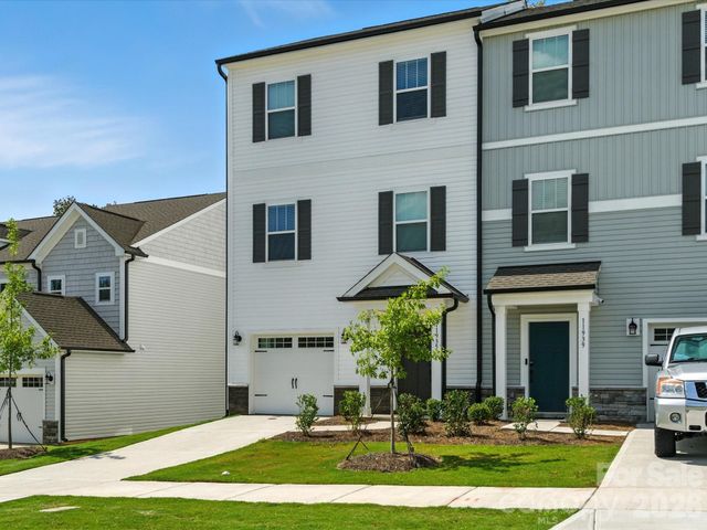 11935 Basking Drive, Charlotte, NC 28214