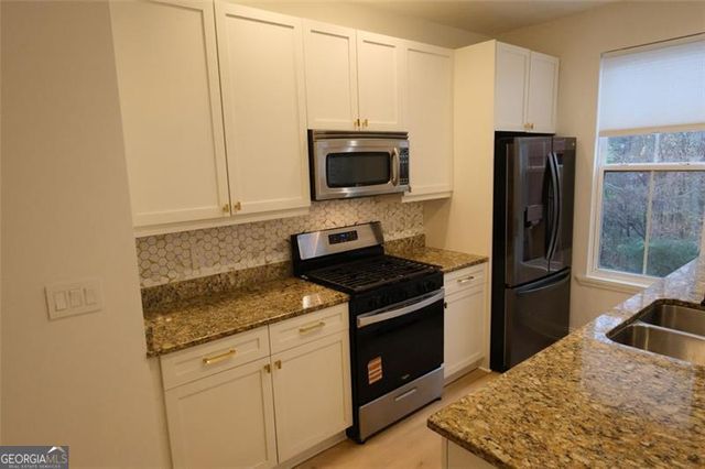 6001 BROOKSIDE OAK Circle, Norcross, GA 30093