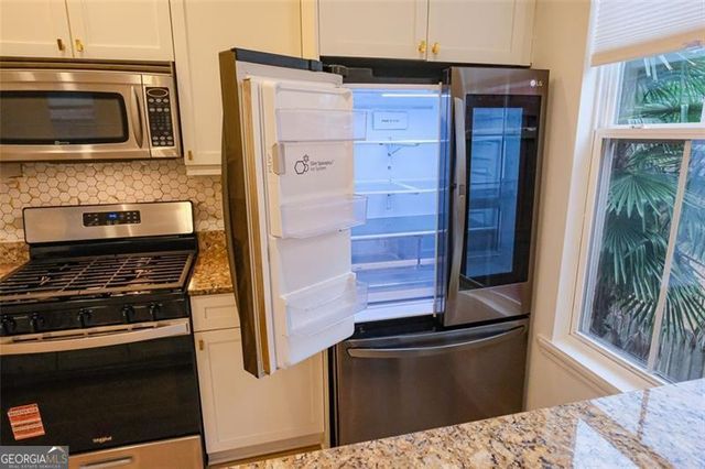 6001 BROOKSIDE OAK Circle, Norcross, GA 30093