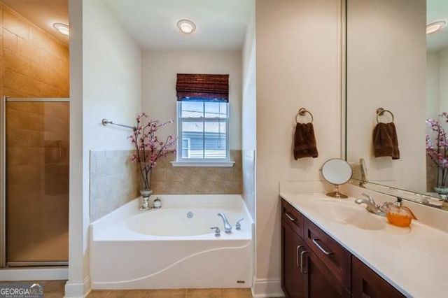 6001 BROOKSIDE OAK Circle, Norcross, GA 30093