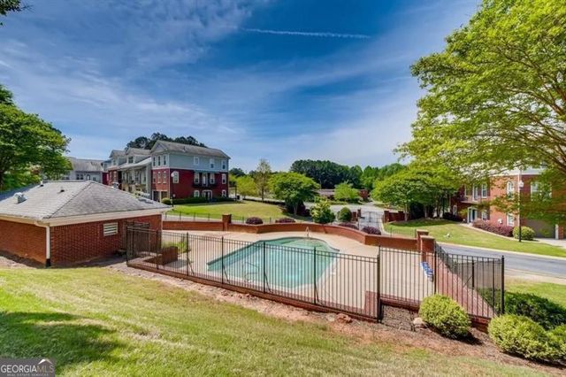 6001 BROOKSIDE OAK Circle, Norcross, GA 30093