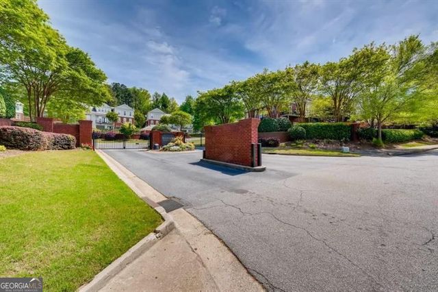 6001 BROOKSIDE OAK Circle, Norcross, GA 30093