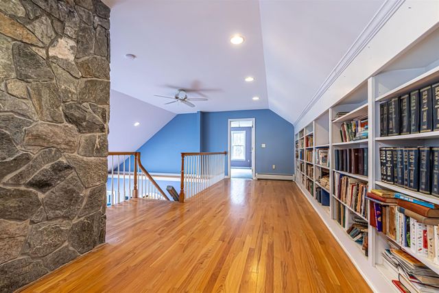 149 Mountain Road, Deerfield, NH 03037