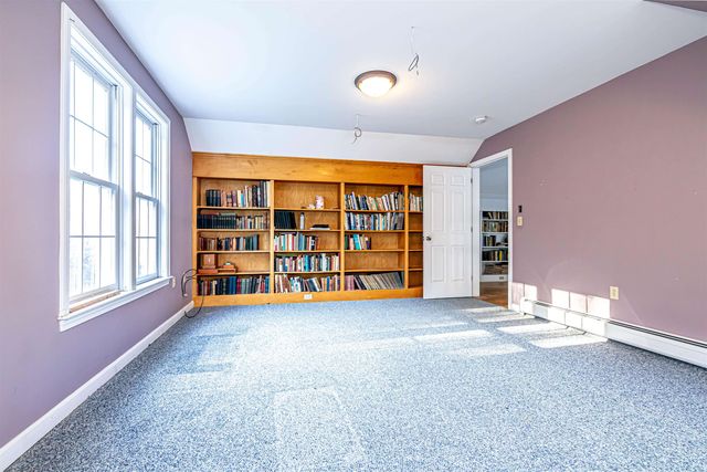 149 Mountain Road, Deerfield, NH 03037