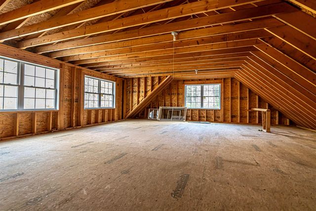 149 Mountain Road, Deerfield, NH 03037