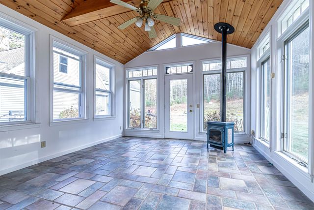 149 Mountain Road, Deerfield, NH 03037