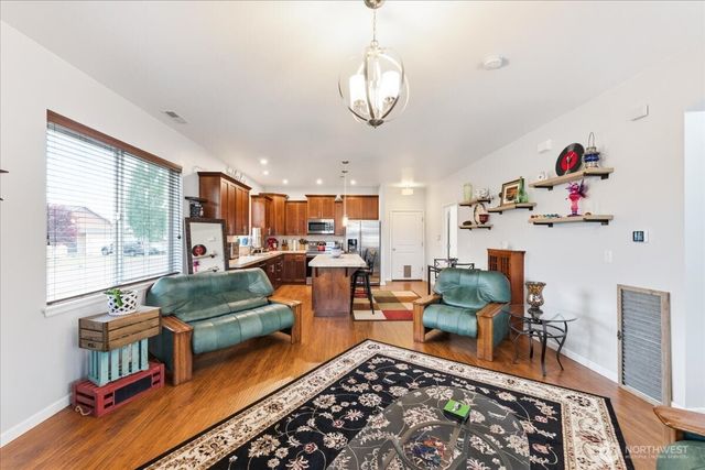 14477 100th Avenue SE, Yelm, WA 98597