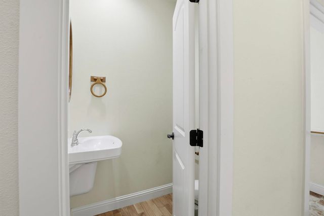 7710 E Beverly Dr, Spokane Valley, WA 99212