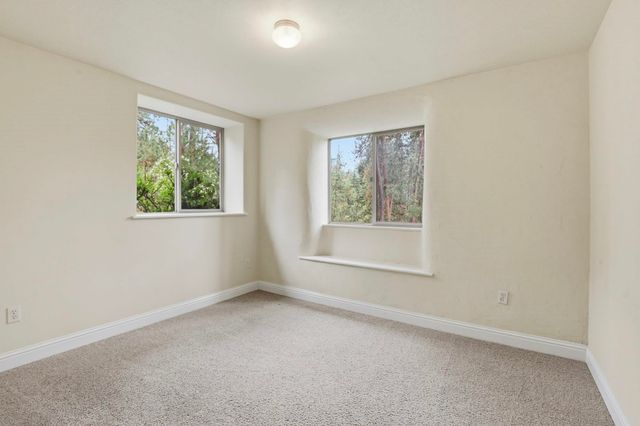 7710 E Beverly Dr, Spokane Valley, WA 99212