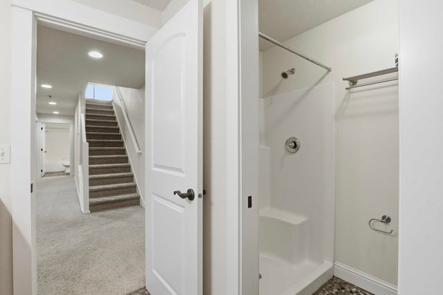 7710 E Beverly Dr, Spokane Valley, WA 99212