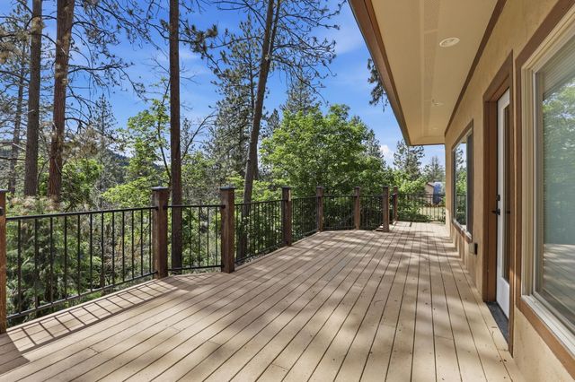 7710 E Beverly Dr, Spokane Valley, WA 99212