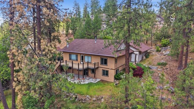 7710 E Beverly Dr, Spokane Valley, WA 99212
