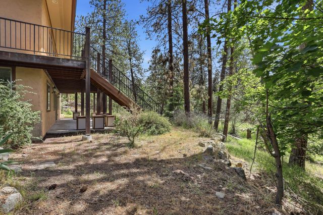 7710 E Beverly Dr, Spokane Valley, WA 99212