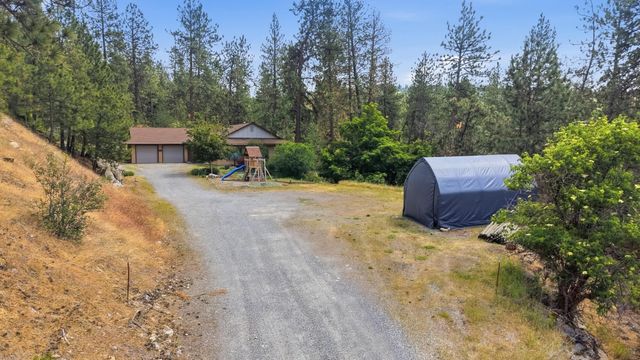 7710 E Beverly Dr, Spokane Valley, WA 99212