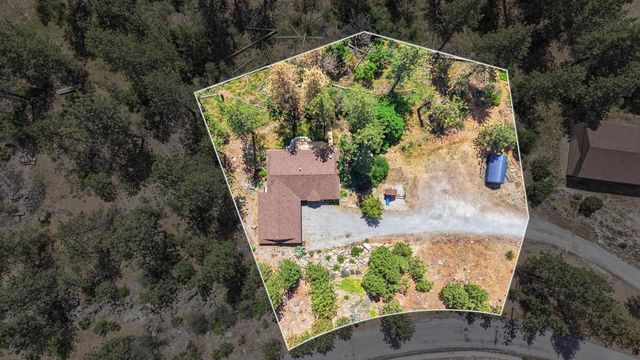 7710 E Beverly Dr, Spokane Valley, WA 99212