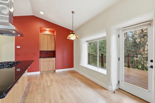7710 E Beverly Dr, Spokane Valley, WA 99212