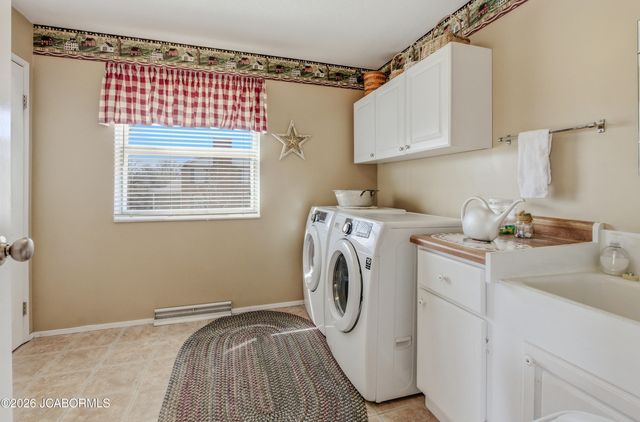 1120 DANFORTH DRIVE, Columbia, MO 65201