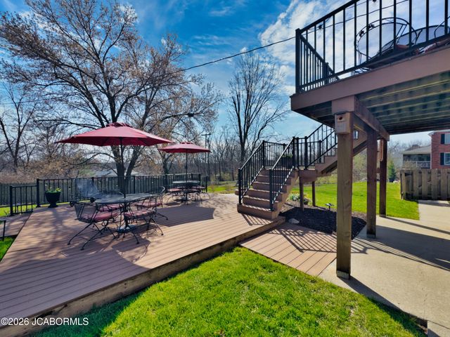 1120 DANFORTH DRIVE, Columbia, MO 65201