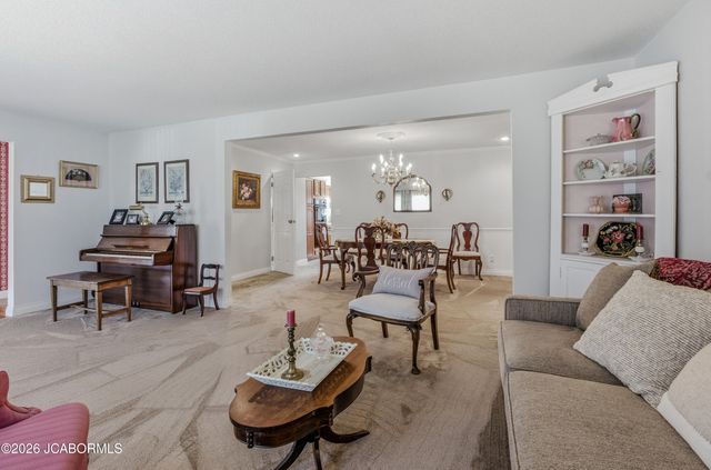 1120 DANFORTH DRIVE, Columbia, MO 65201