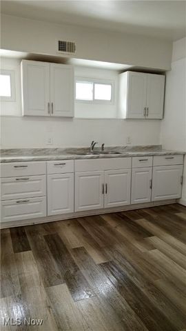 3326 W 54th Street, Cleveland, OH 44102