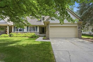 183 Four Seasons Road, Lake Orion, MI 48360
