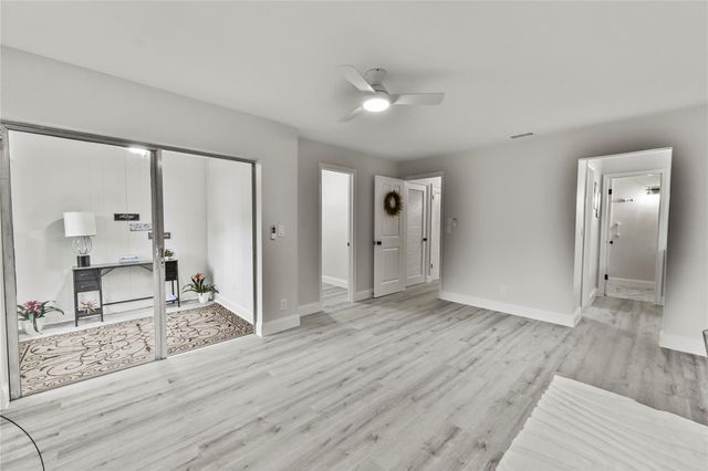 1084 NW 83rd Ave B-63, Fort Lauderdale, FL 33322