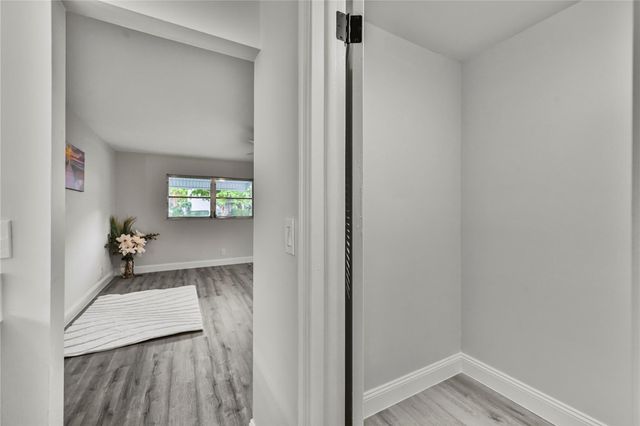 1084 NW 83rd Ave B-63, Fort Lauderdale, FL 33322