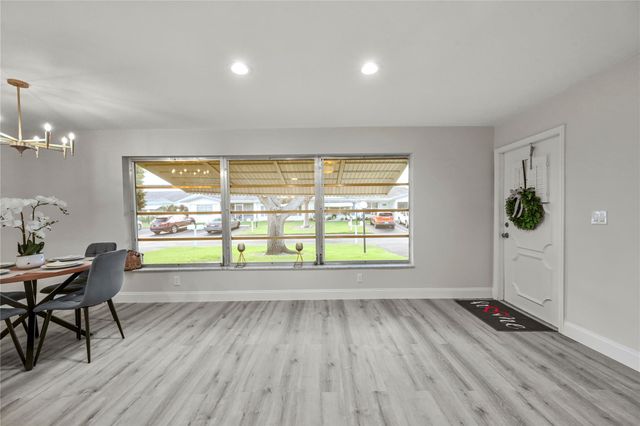 1084 NW 83rd Ave B-63, Fort Lauderdale, FL 33322