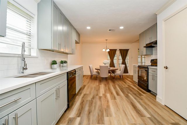 3807 Lamplighter Circle, Missouri City, TX 77459