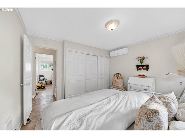 2153 Se OHIO Ave, Roseburg, OR 97470