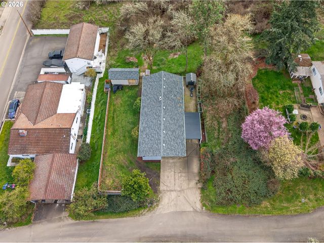 2153 Se OHIO Ave, Roseburg, OR 97470