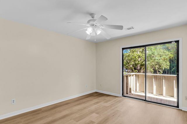 1005 Waterwood Drive, Goose Creek, SC 29445